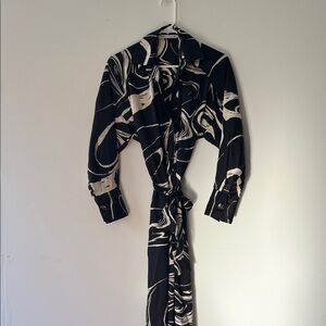 Zara Black and Cream Abstract Print Dress, size Small.